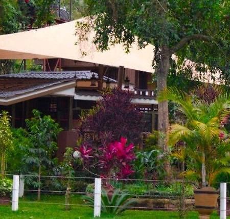 Edgewood Country Place Hotel Thika Bagian luar foto
